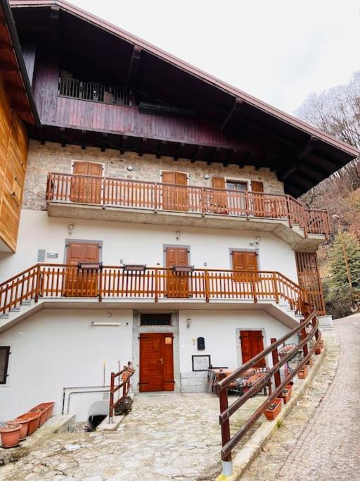 Ferienwohnung Casa Mario Riva del Garda Exterior foto